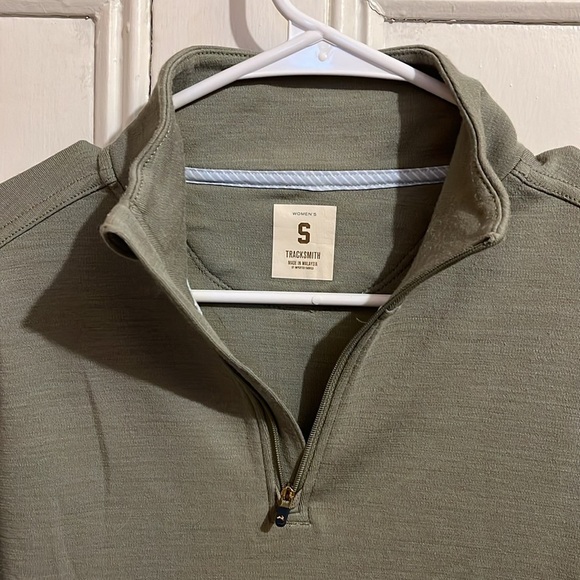 Tracksmith Downeaster Quarter Zip - Green - Picture 4 of 9